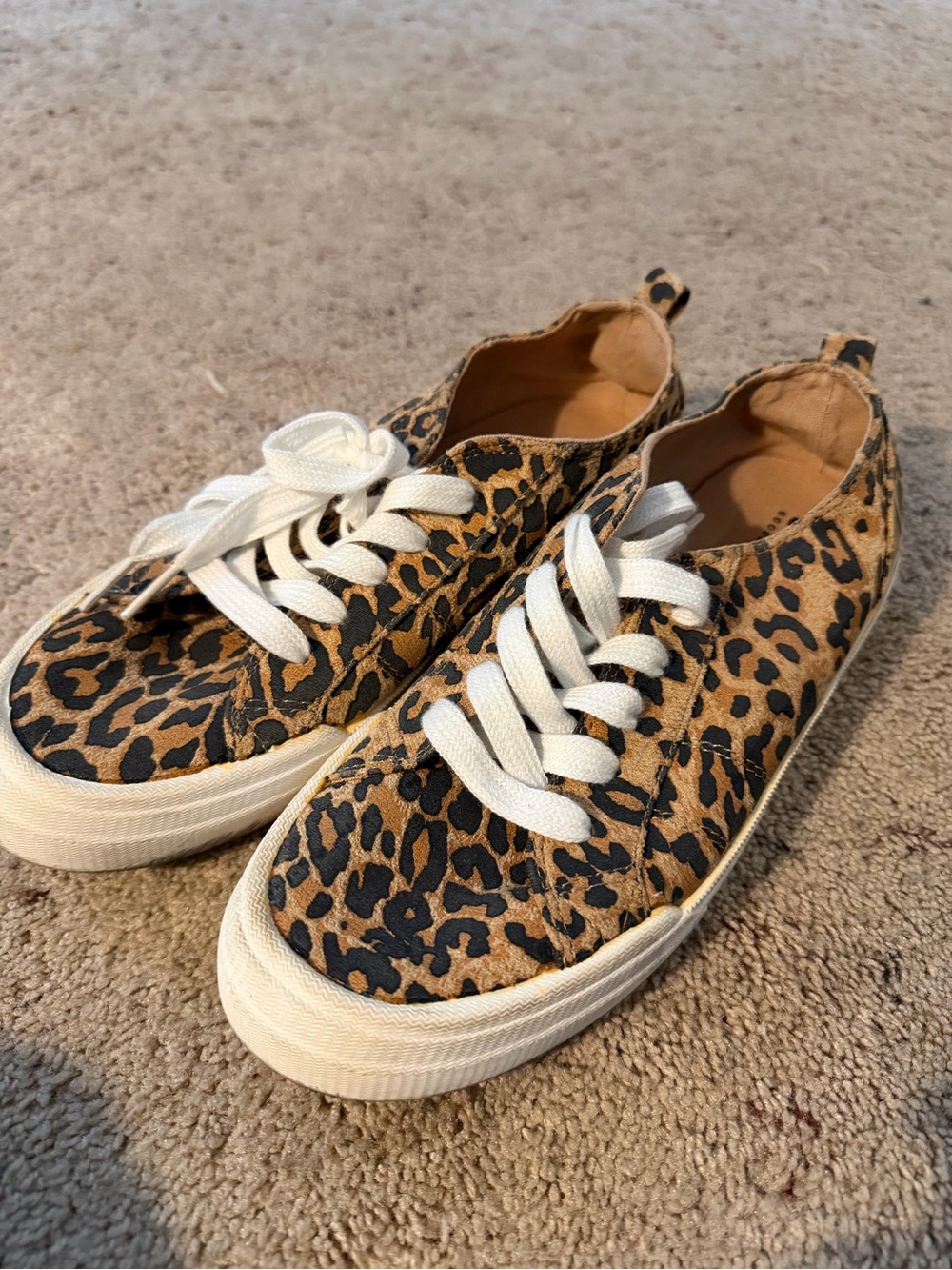 Leopard Print Girl’s Casual Lace-Up Sneakers - Tan/Black